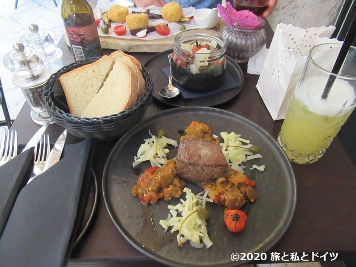レストラン「Zuzori」