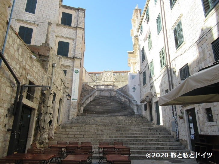 ドブロブニク旧市街の大階段
